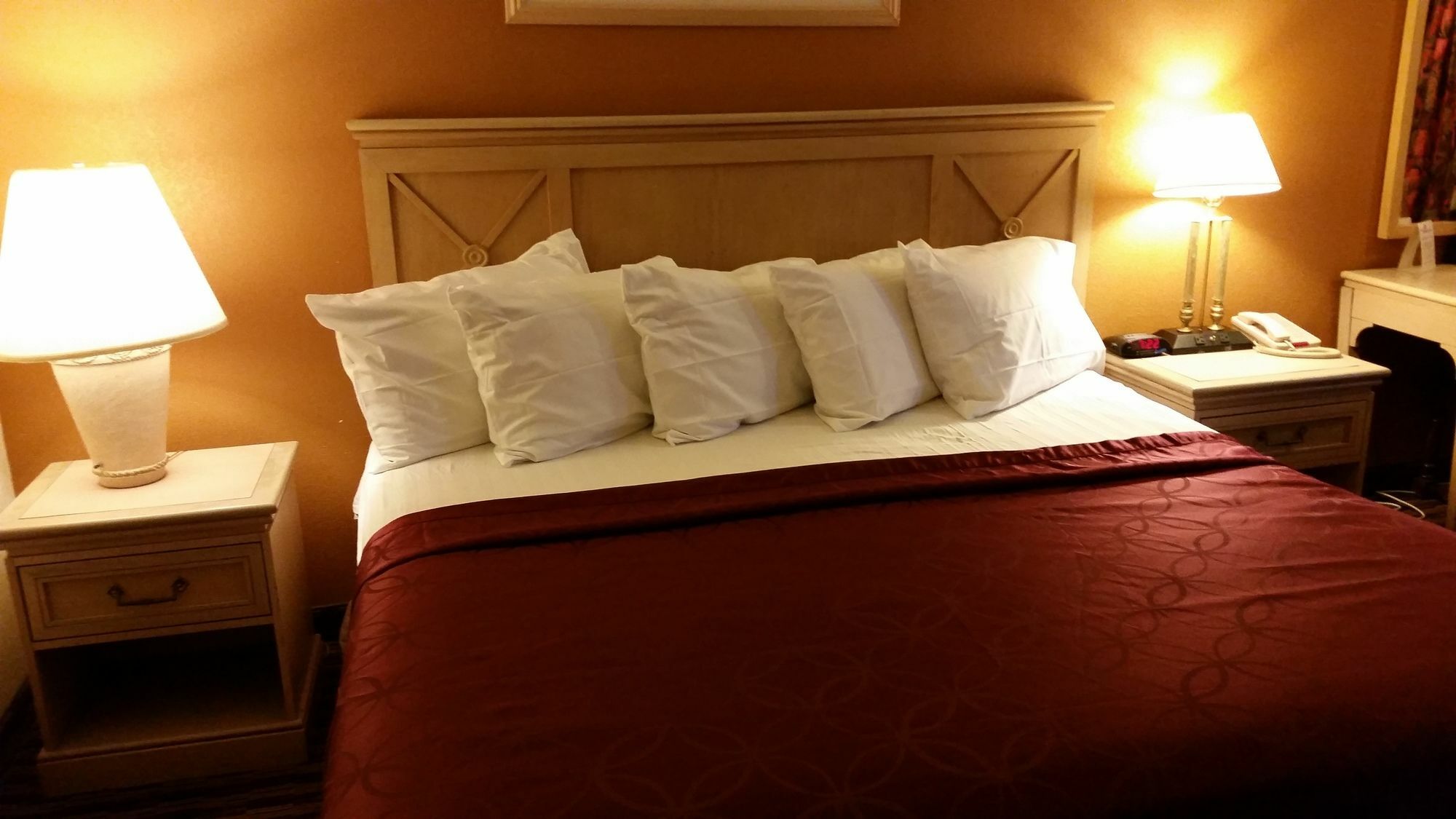 Budget Host Hotel Salina